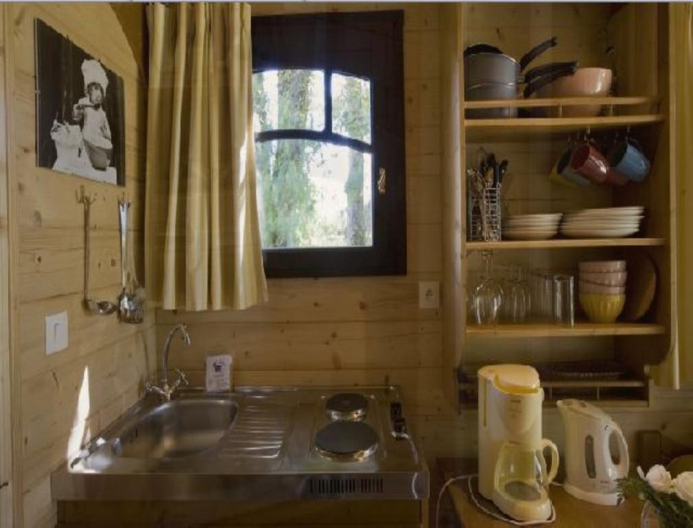 Les Roulottes & Cottages Du Moulin Chenille-Change Экстерьер фото